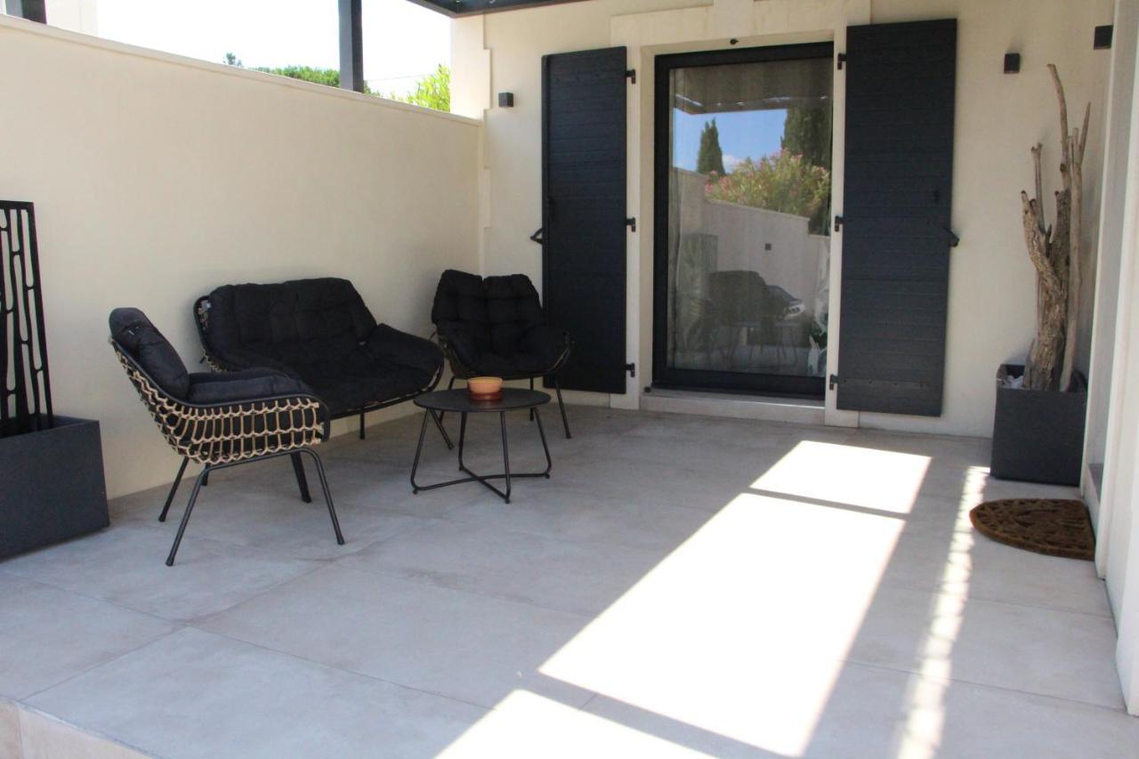 Loft Lou Pitchoun Vila Saint-Étienne-du-Grès Exterior foto
